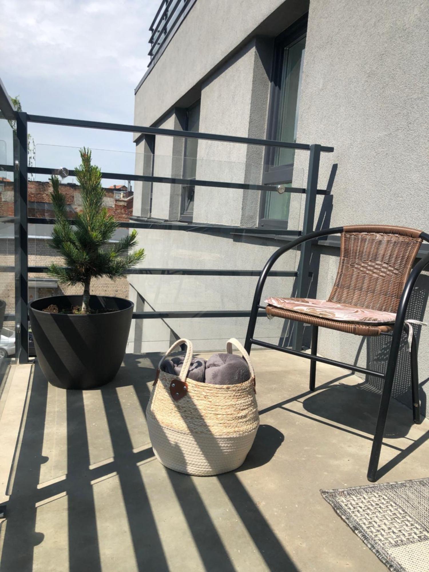 Cosy 1 Bedroom Apartment In The Heart Of Old Town With Parking Kaunas Exterior foto